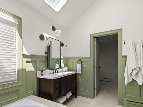 622 Ridgefield Road Shelburne VT 05482-6313