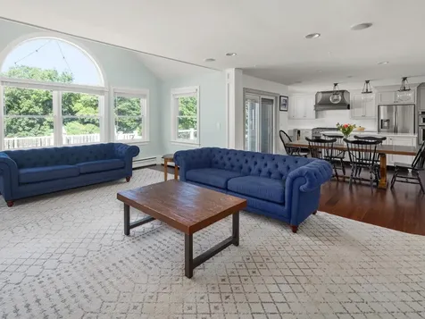 622 Ridgefield Road Shelburne VT 05482-6313