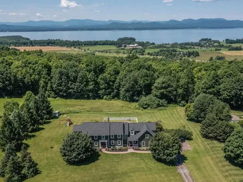 622 Ridgefield Road Shelburne VT 05482-6313