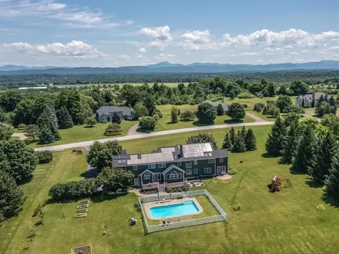 622 Ridgefield Road Shelburne VT 05482-6313