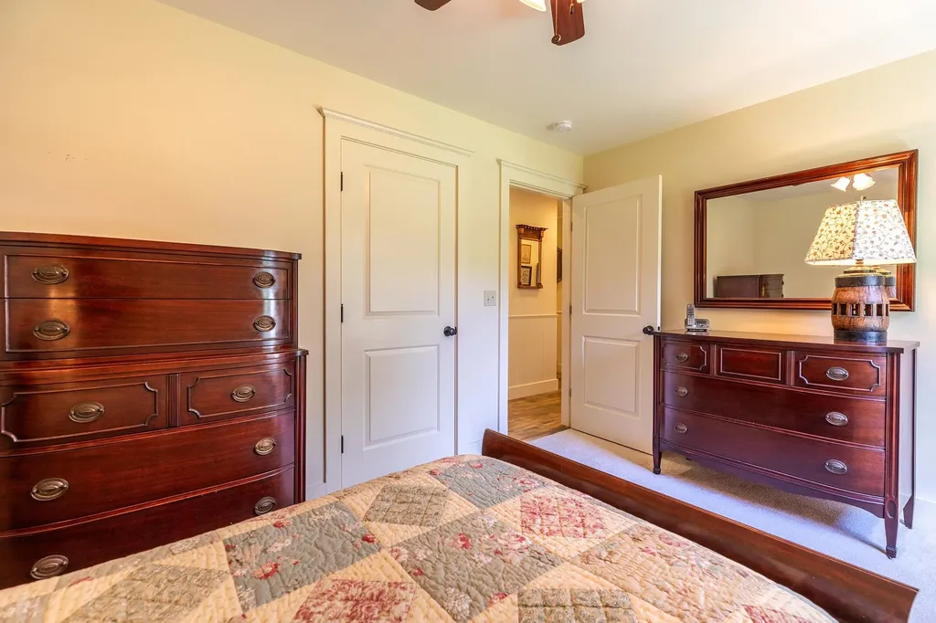 105 Hounds Hill Lane Wallingford VT 05773