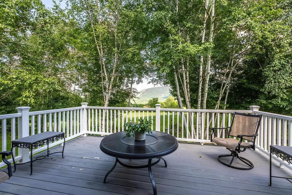 105 Hounds Hill Lane Wallingford VT 05773
