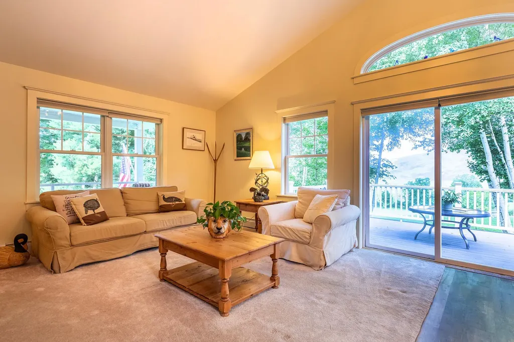 105 Hounds Hill Lane Wallingford VT 05773