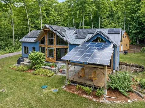 76 Holt Hill Road Chelsea VT 05038