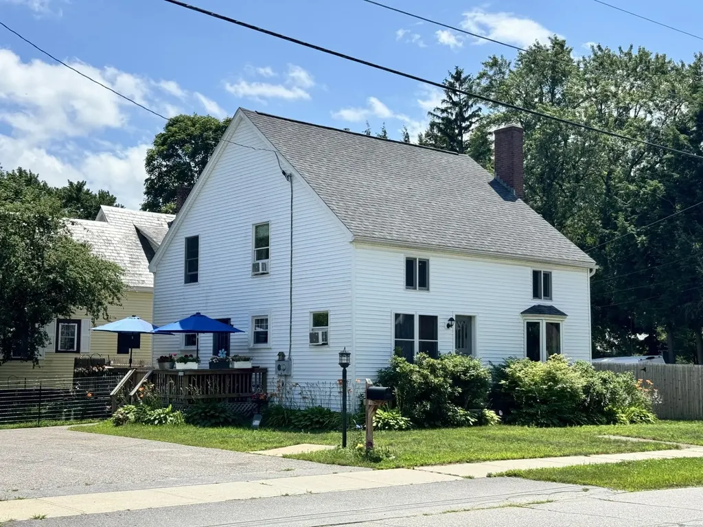 23 Pine Avenue Keene NH 03431