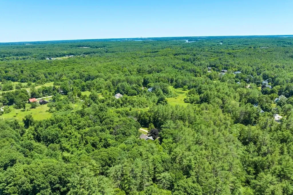 74 Perkins Road Madbury NH 03823