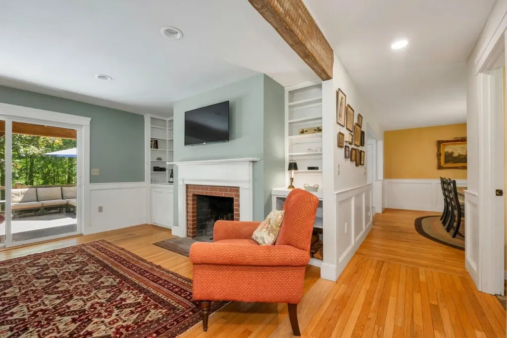 74 Perkins Road Madbury NH 03823