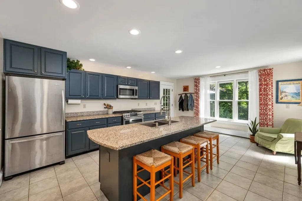 74 Perkins Road Madbury NH 03823