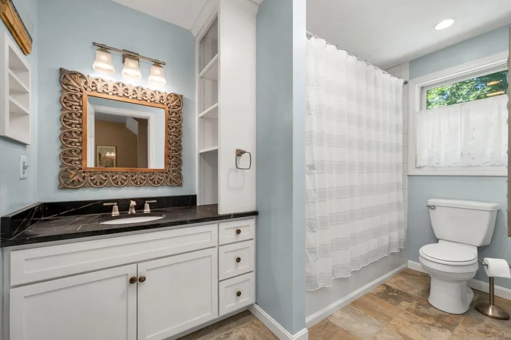 74 Perkins Road Madbury NH 03823