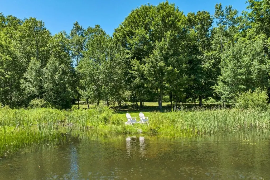 74 Perkins Road Madbury NH 03823