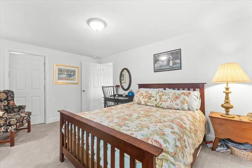 213 Braeburn Street South Burlington VT 05403