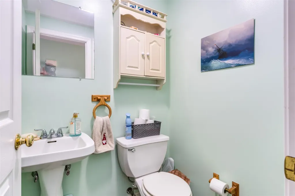 418 Salmon Falls Road Rochester NH 03868