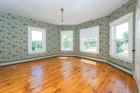 206 Union Street Milford NH 03055