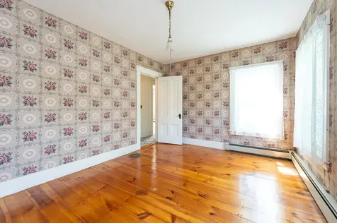 206 Union Street Milford NH 03055