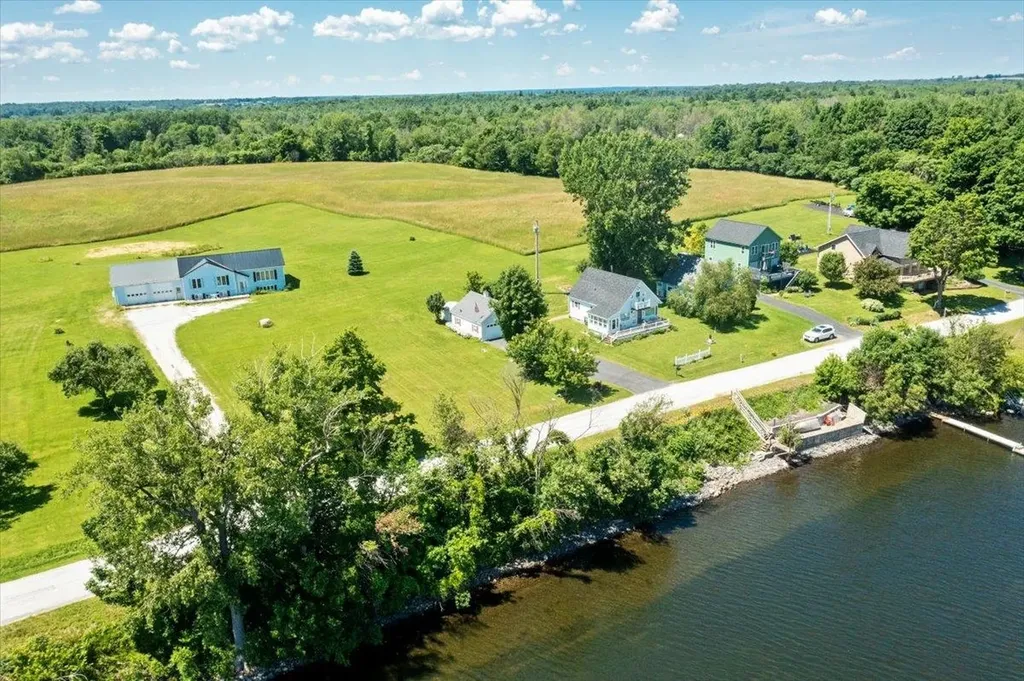 148 Poor Farm Road Alburgh VT 05440