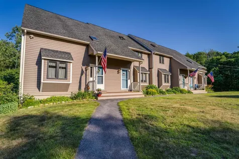 1102 Montalona Road Dunbarton NH 03046