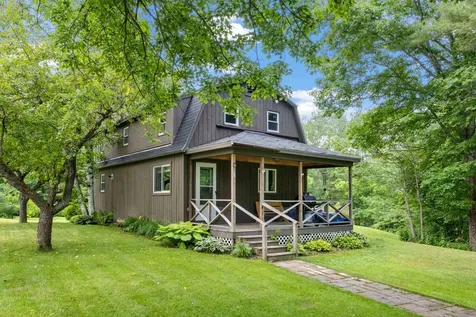 16 Bradford Road Sunapee NH 03782