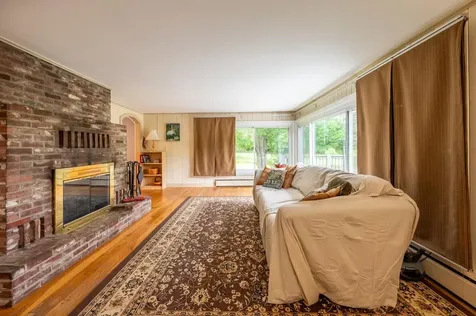 626 County Road New London NH 03257