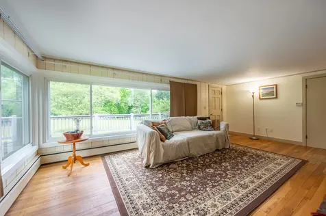 626 County Road New London NH 03257