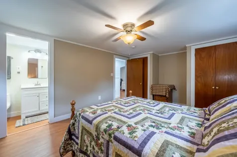 626 County Road New London NH 03257