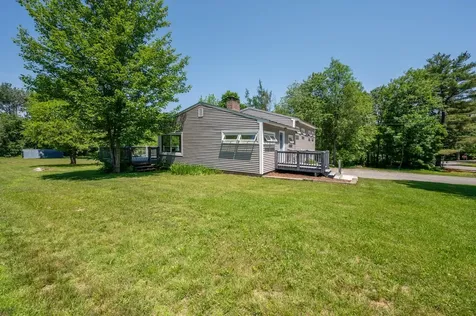 626 County Road New London NH 03257