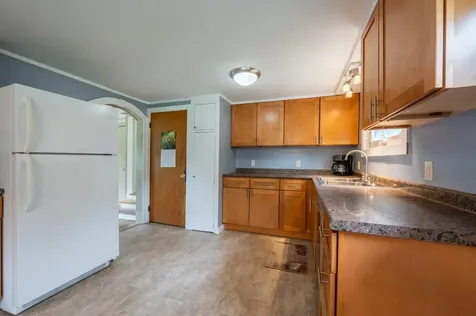 626 County Road New London NH 03257