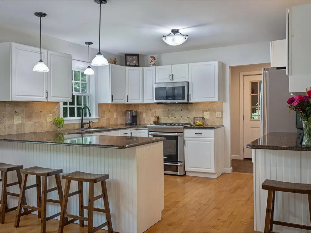 240 Farmstead Drive Shelburne VT 05482