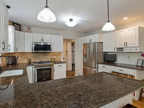 240 Farmstead Drive Shelburne VT 05482