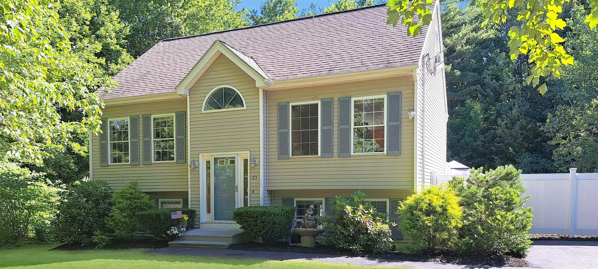 25 Hale Spring Road Plaistow NH 03865