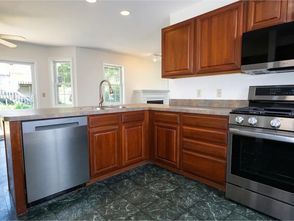 6 Slocum Street South Burlington VT 05403