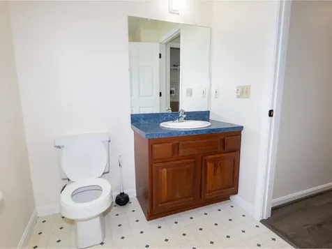 6 Slocum Street South Burlington VT 05403