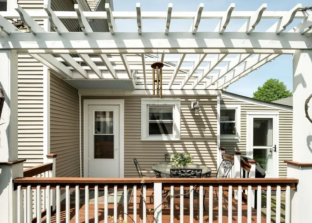 12 Poplar Street Burlington VT 05401