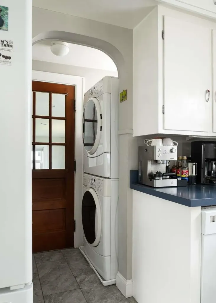 12 Poplar Street Burlington VT 05401