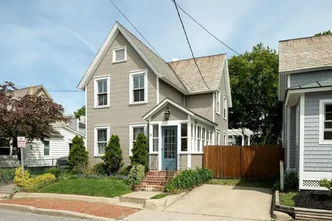 12 Poplar Street Burlington VT 05401