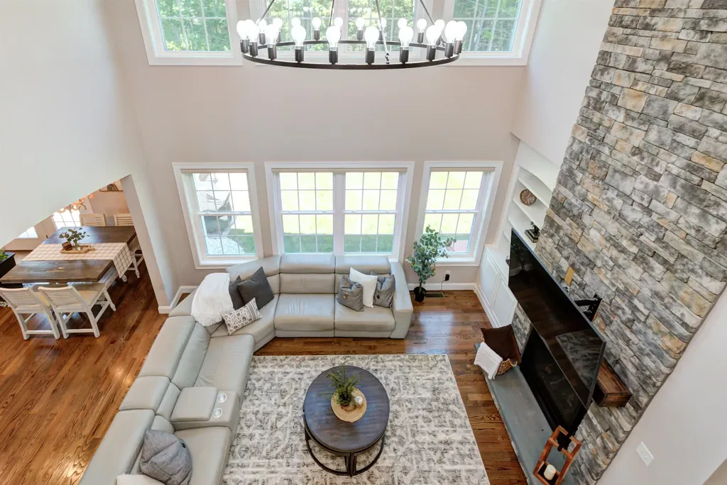 22 Glendenin Road Windham NH 03087