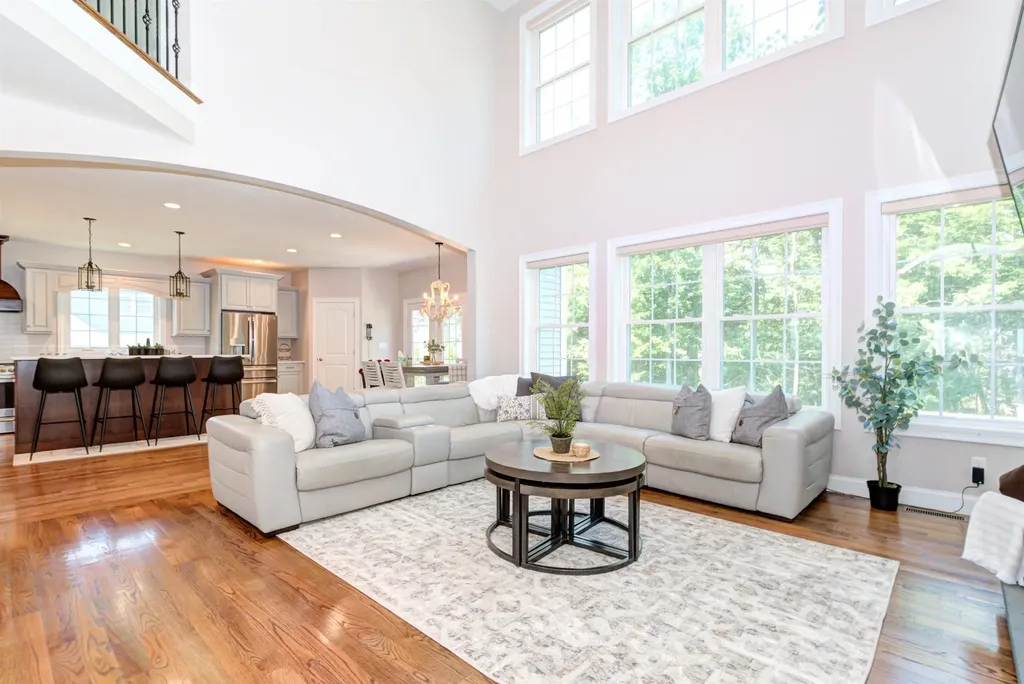 22 Glendenin Road Windham NH 03087