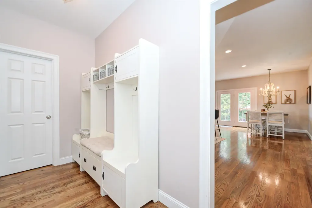 22 Glendenin Road Windham NH 03087