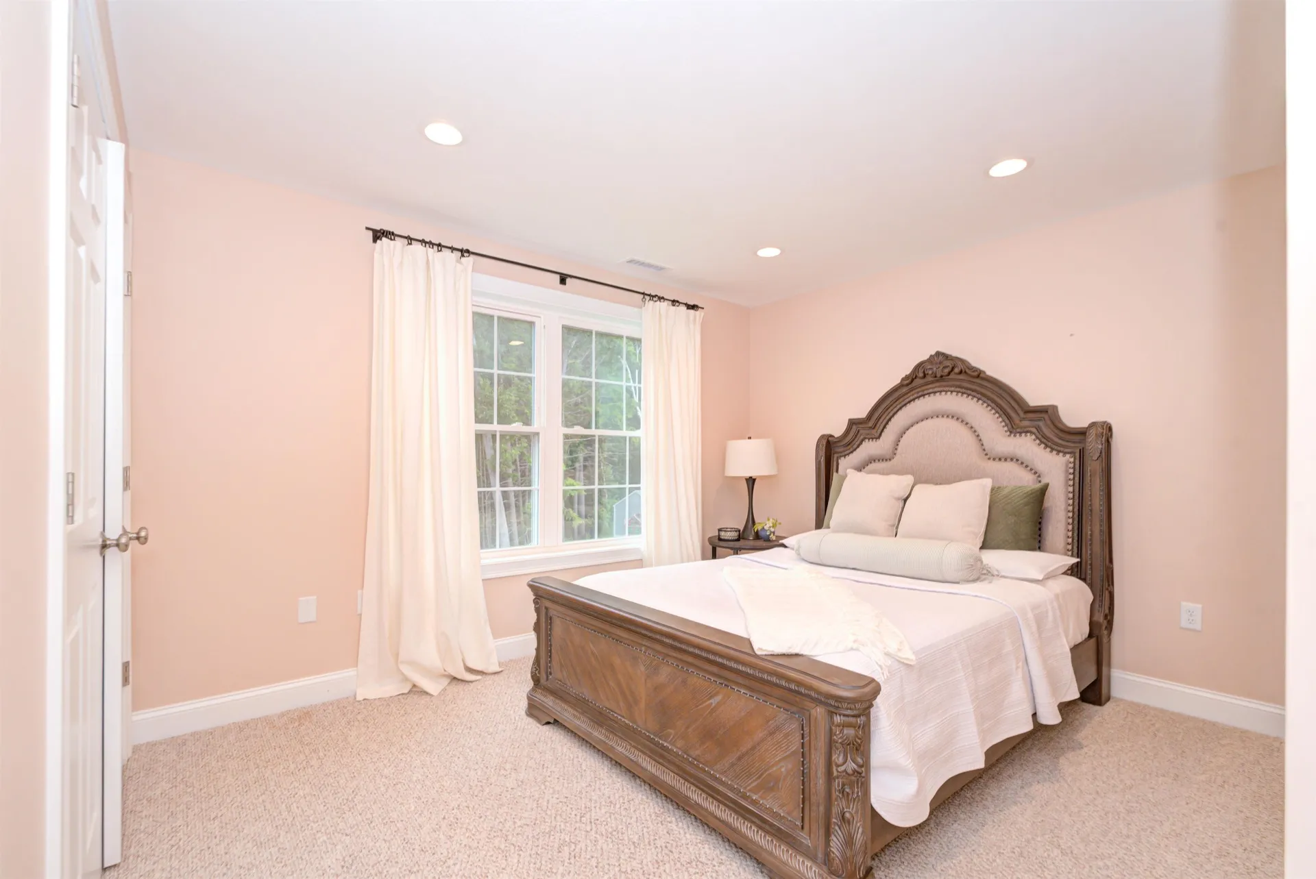 22 Glendenin Road Windham NH 03087