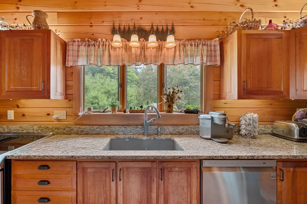 203 Sunset Hill Road Randolph VT 05060