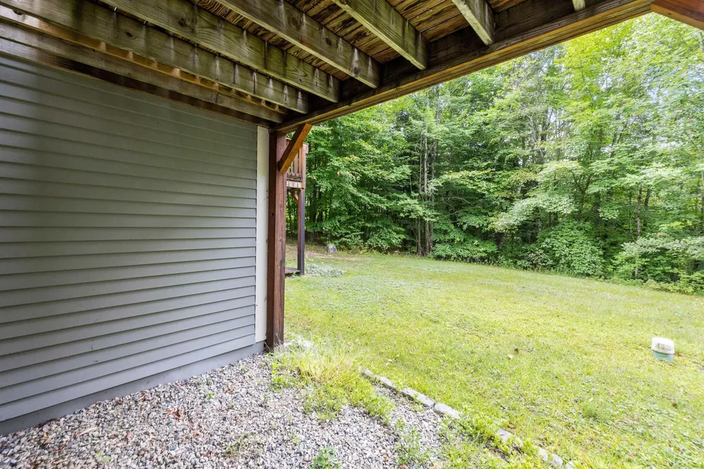 25 Pinehill Lane Lincoln NH 03251