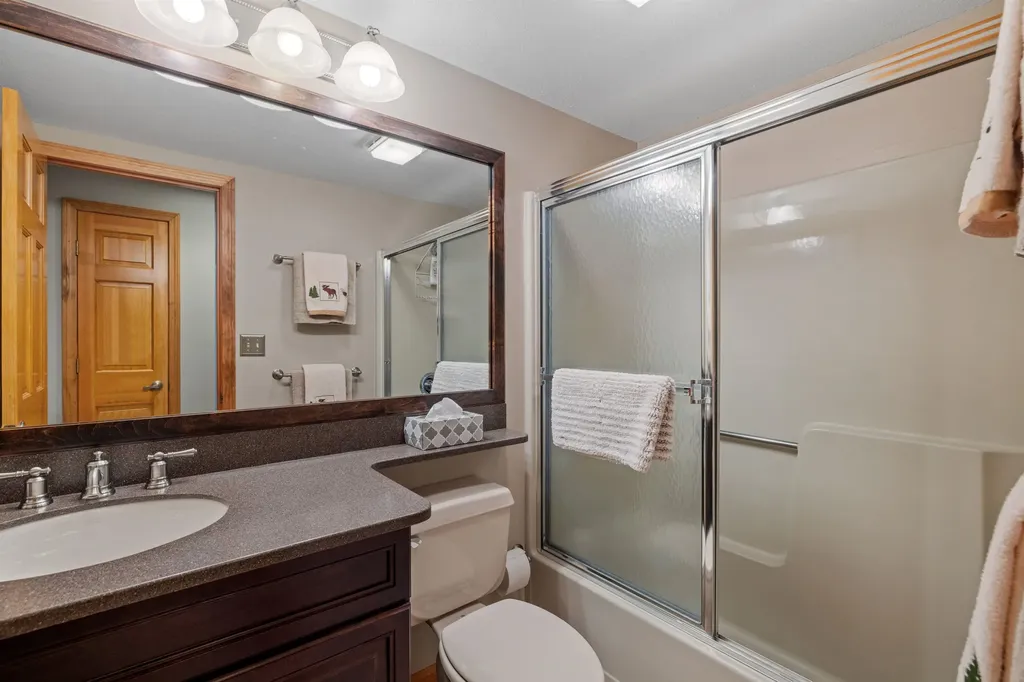 25 Pinehill Lane Lincoln NH 03251