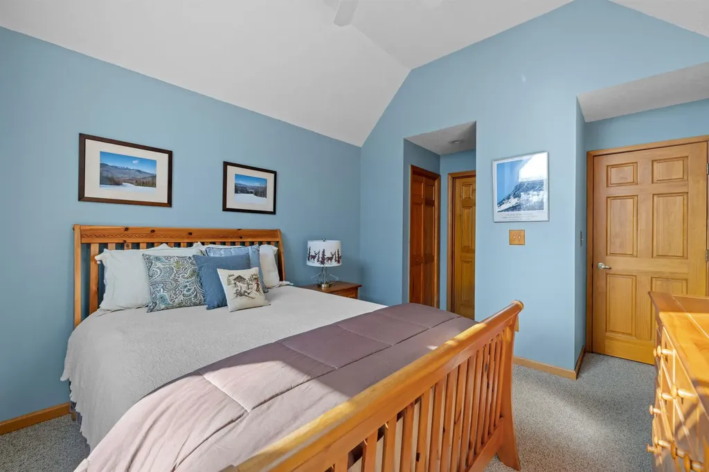 25 Pinehill Lane Lincoln NH 03251