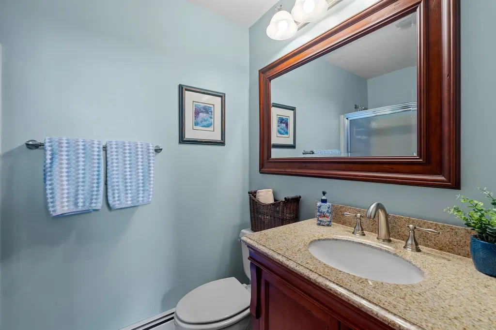 25 Pinehill Lane Lincoln NH 03251