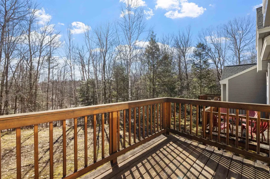 25 Pinehill Lane Lincoln NH 03251