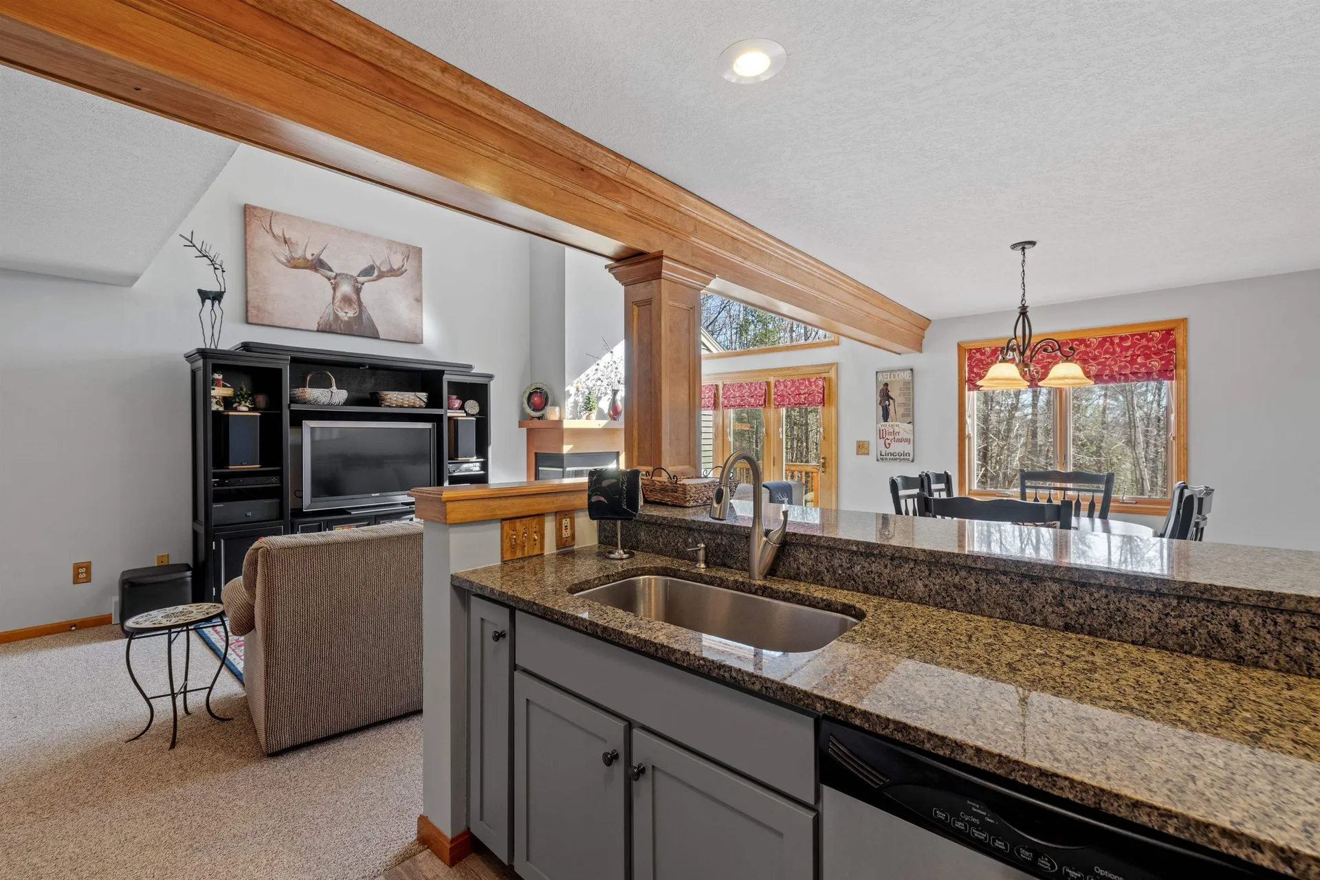 25 Pinehill Lane Lincoln NH 03251