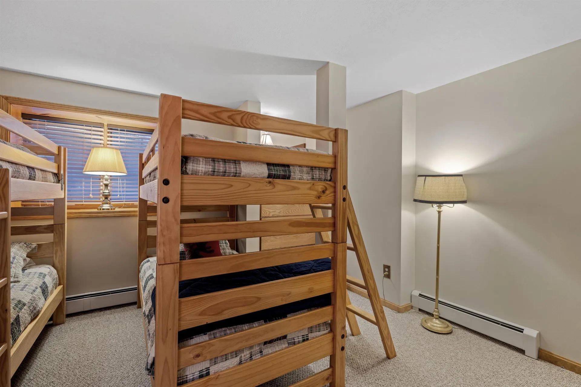 25 Pinehill Lane Lincoln NH 03251