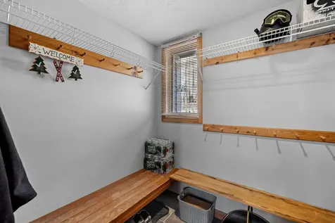 25 Pinehill Lane Lincoln NH 03251