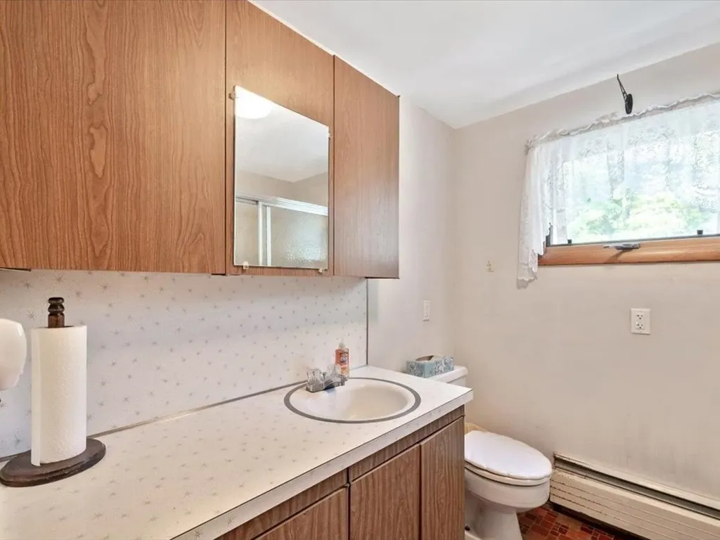 327 Charlotte Road Hinesburg VT 05461