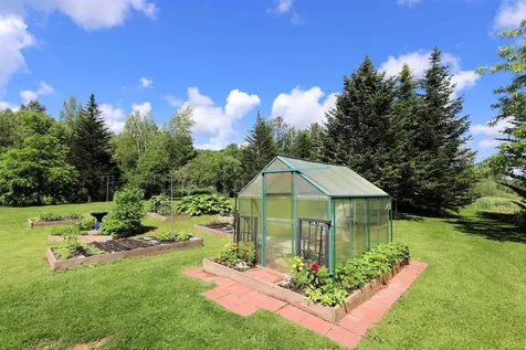 5551 Noyestar Road Walden VT 05836