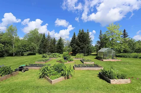 5551 Noyestar Road Walden VT 05836